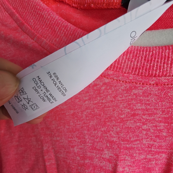 Oiselle Vibrant Pink Long Sleeve Tee - Picture 4 of 7